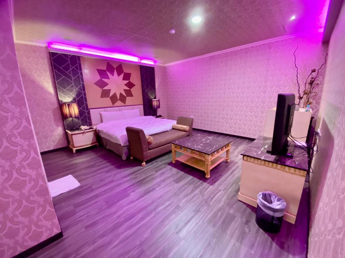 Huang Xing Motel Pingtung Экстерьер фото