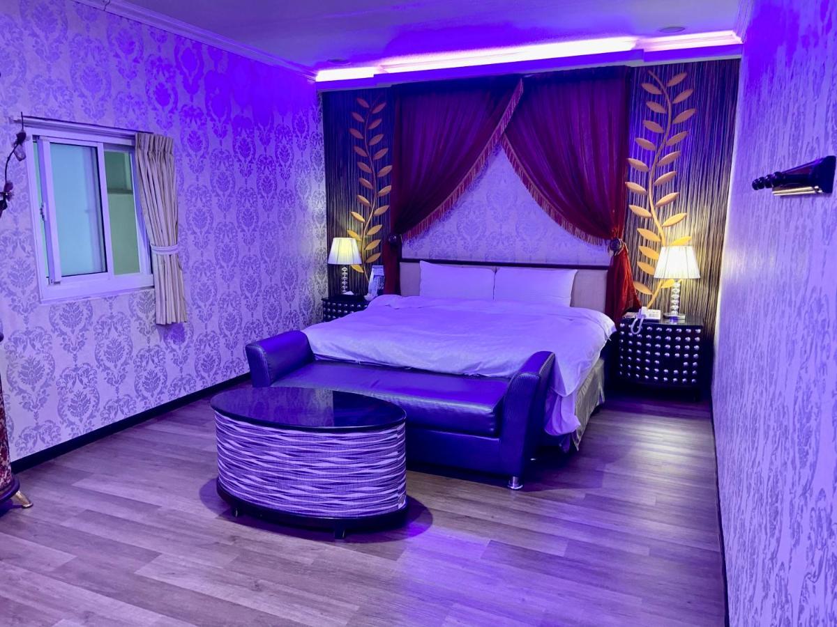 Huang Xing Motel Pingtung Экстерьер фото