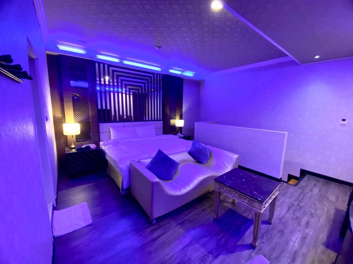 Huang Xing Motel Pingtung Экстерьер фото