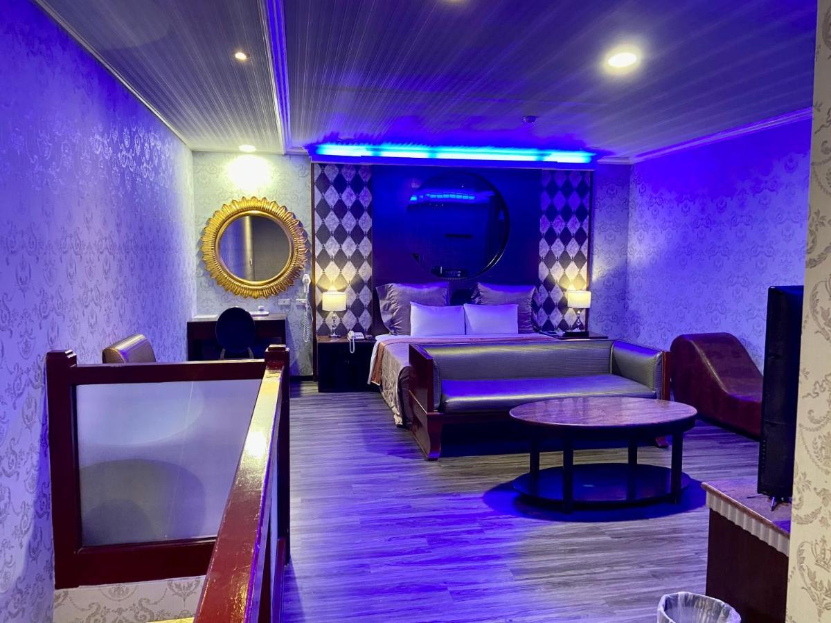 Huang Xing Motel Pingtung Экстерьер фото