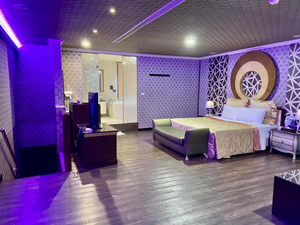 Huang Xing Motel Pingtung Экстерьер фото
