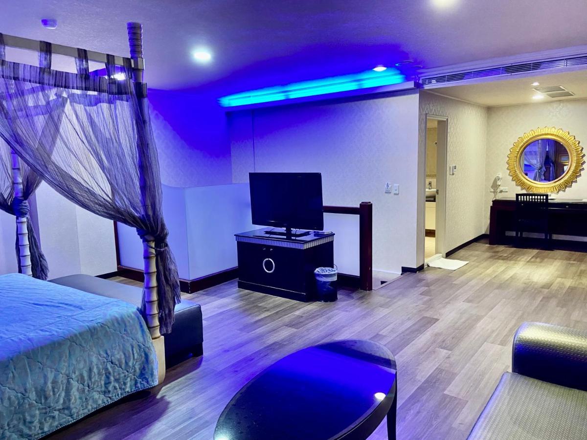 Huang Xing Motel Pingtung Экстерьер фото
