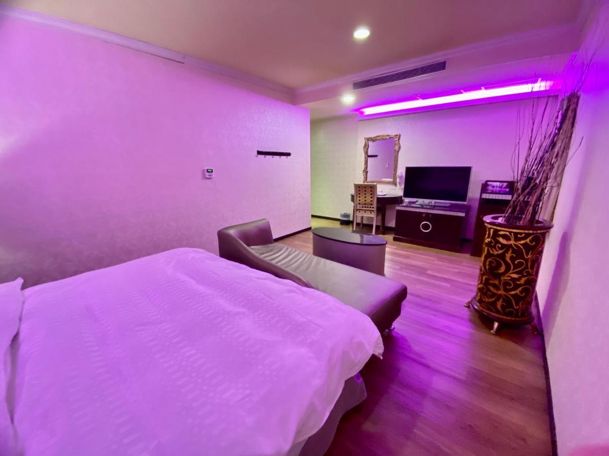 Huang Xing Motel Pingtung Экстерьер фото